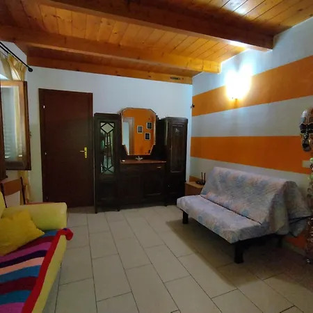Carrela 'e Breta Lägenhet Thiesi
