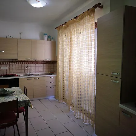 Carrela 'e Breta Lägenhet Thiesi